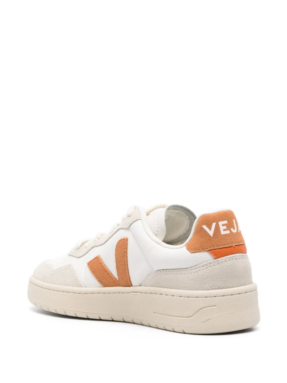 VEJA V-90 Leather